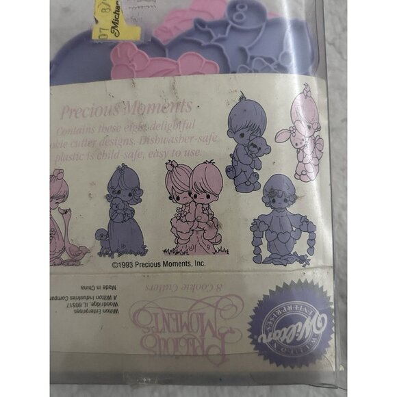 90's Wilton Precious Moments 8-Piece Cookie Cutter Set Dishwasher-Safe In Box - Picture 4 of 7